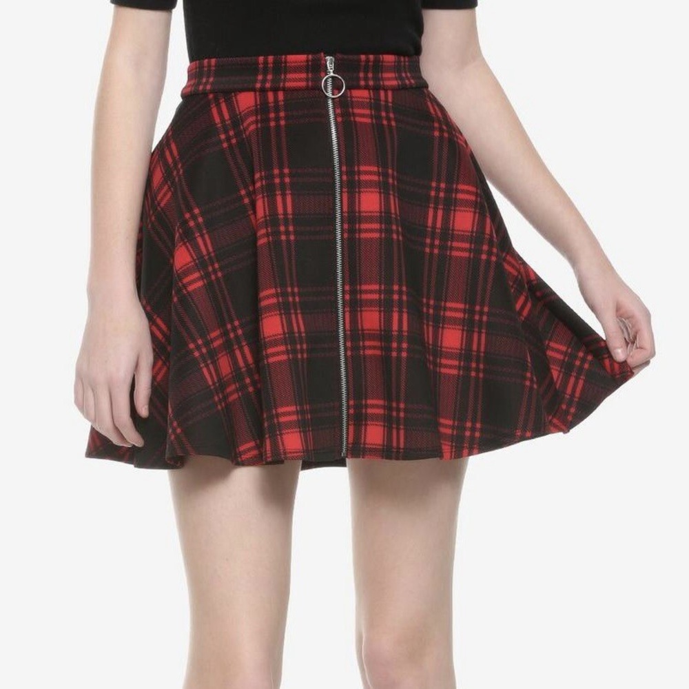 Hot Topic Red Plaid Skirt O-ring zipper goth skater - Picture 7 of 7